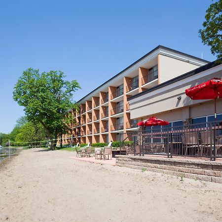Holiday Inn Detroit Lakes By Ihg Exterior foto