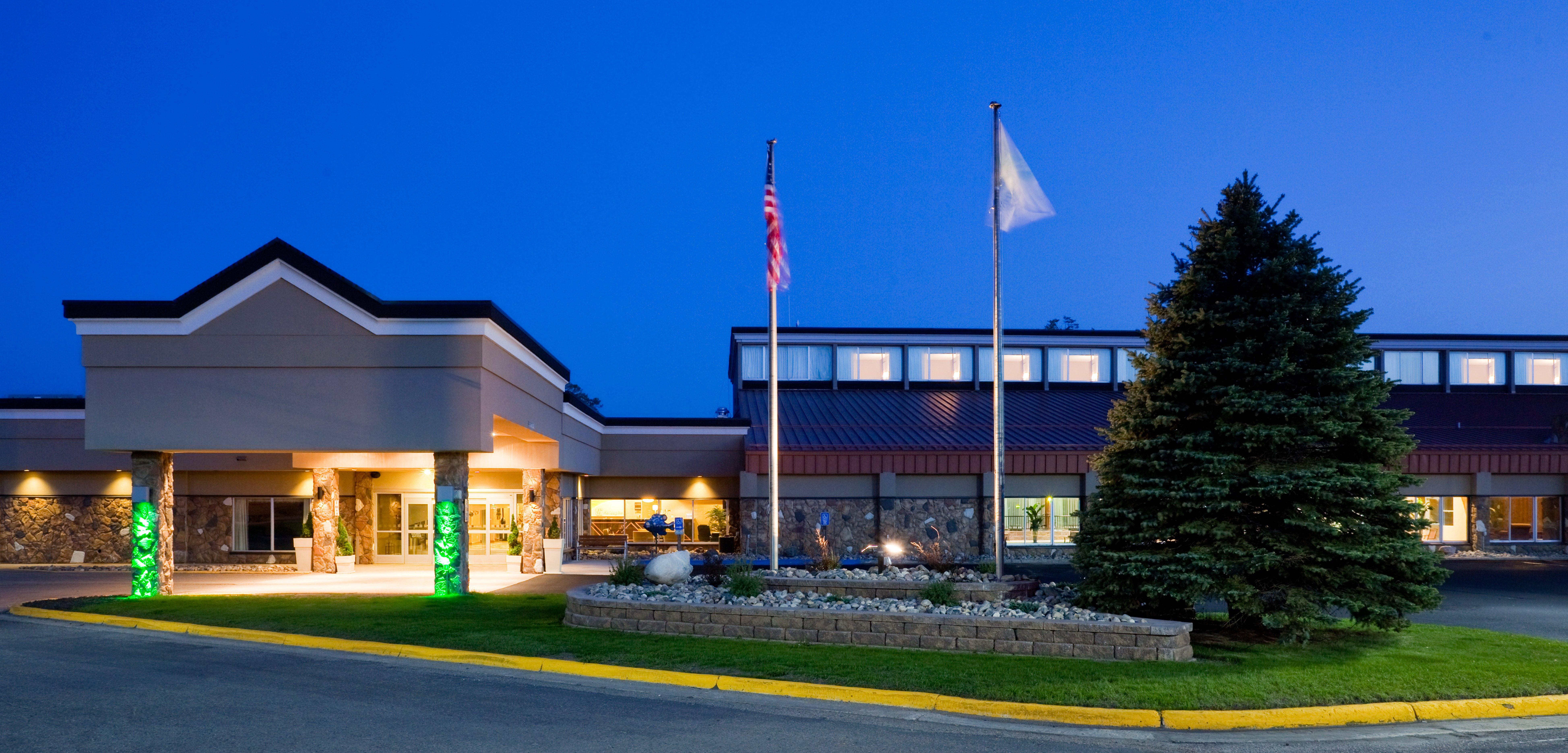 Holiday Inn Detroit Lakes By Ihg Exterior foto