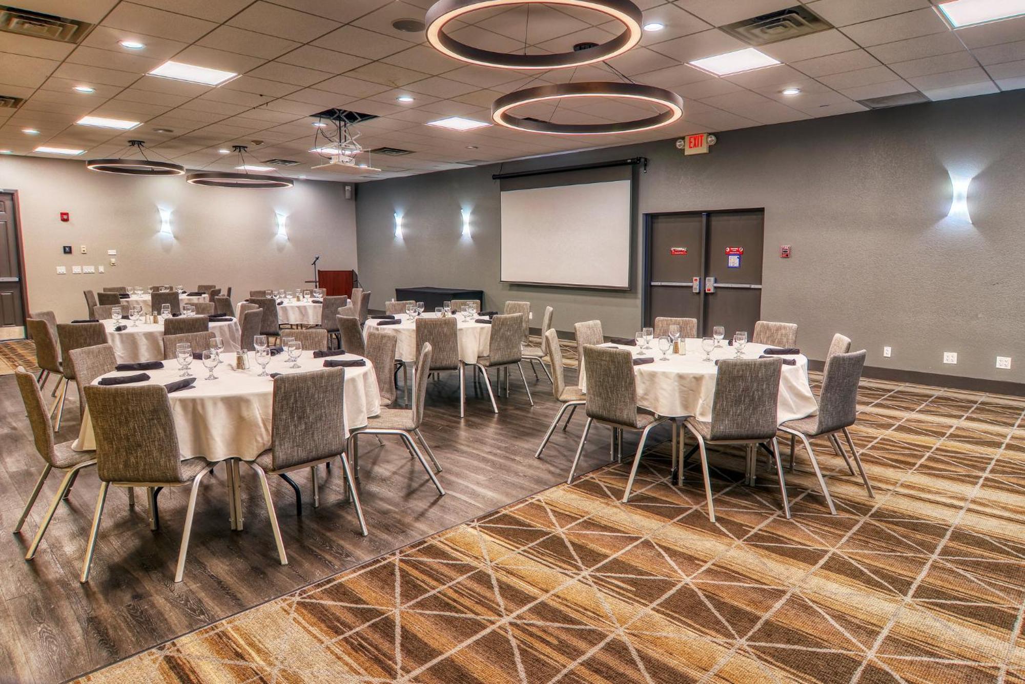 Holiday Inn Detroit Lakes By Ihg Exterior foto